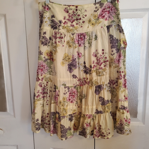 H&M Floral Skirt S 8 - Picture 3 of 9